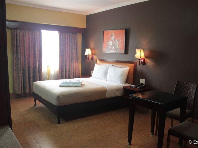 Pamulinawen Hotel Лаолаг Екстериор снимка