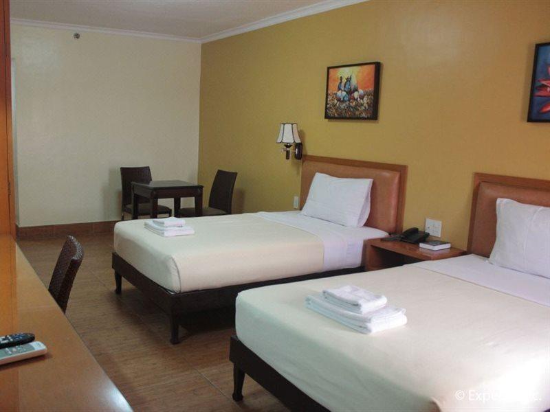 Pamulinawen Hotel Лаолаг Екстериор снимка
