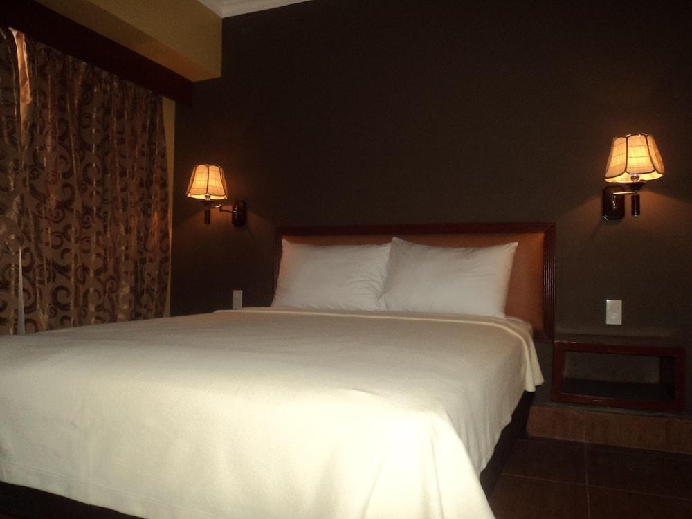 Pamulinawen Hotel Лаолаг Екстериор снимка
