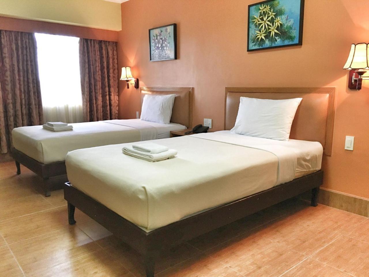 Pamulinawen Hotel Лаолаг Екстериор снимка